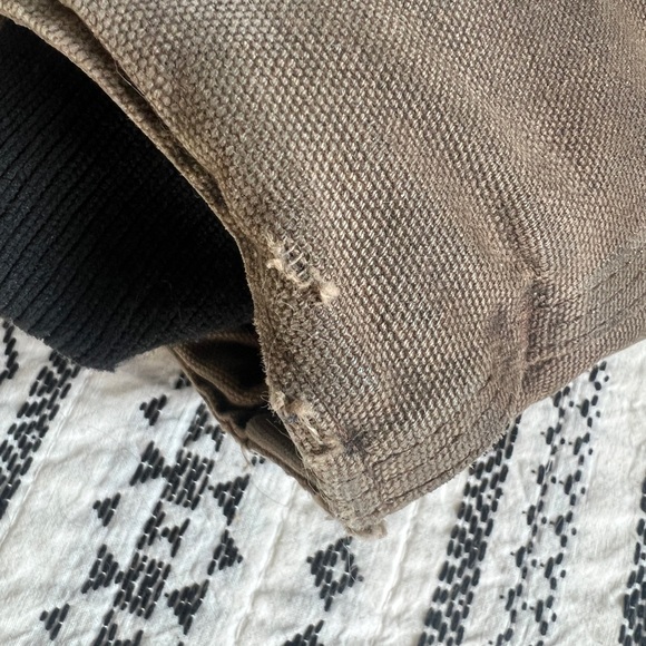 Carhartt Brown Jacket Sz LargeTall C26 Loose Fit Firm Duck Insulated Traditional - Picture 4 of 5